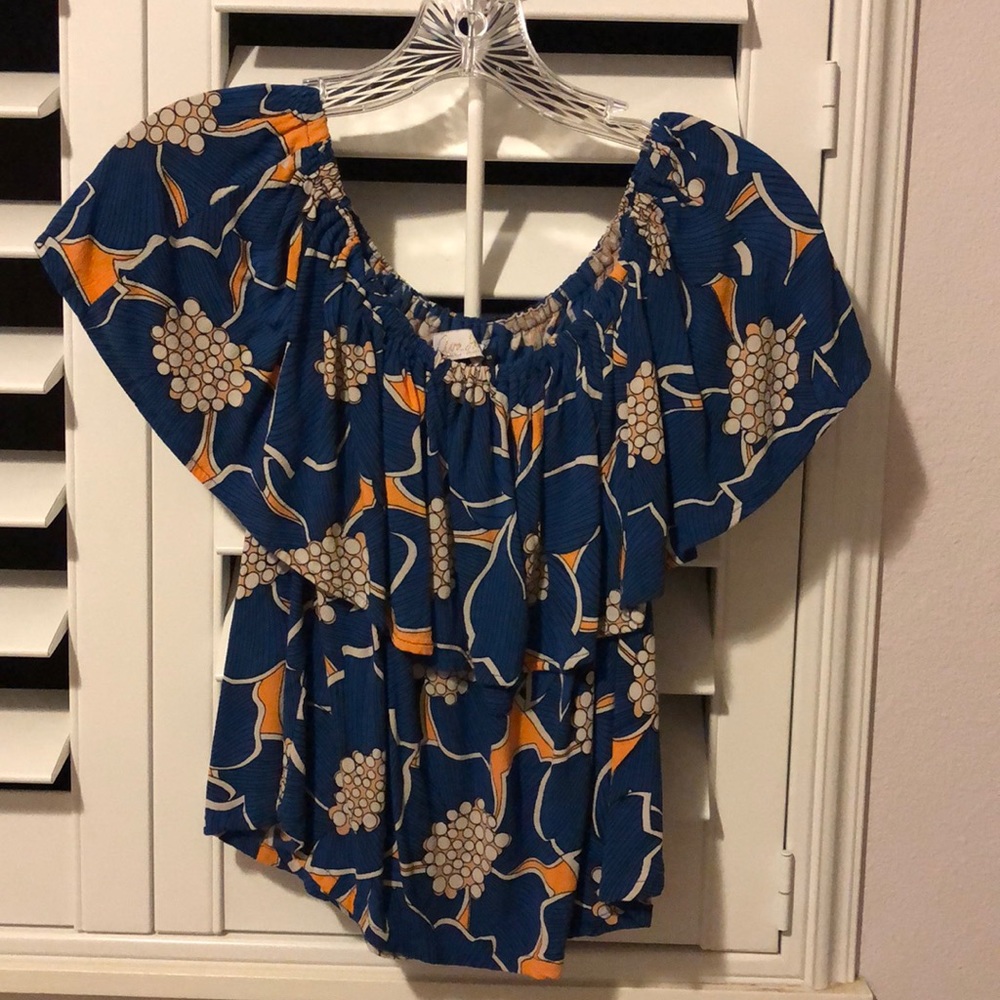 Ava Sky Top